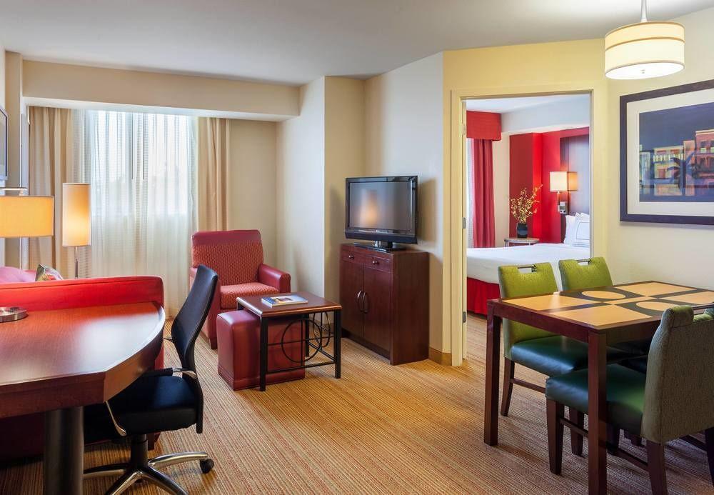 Residence Inn By Marriott Miami Airport Екстериор снимка