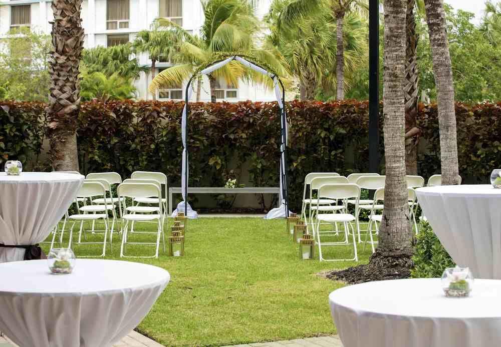 Residence Inn By Marriott Miami Airport Екстериор снимка