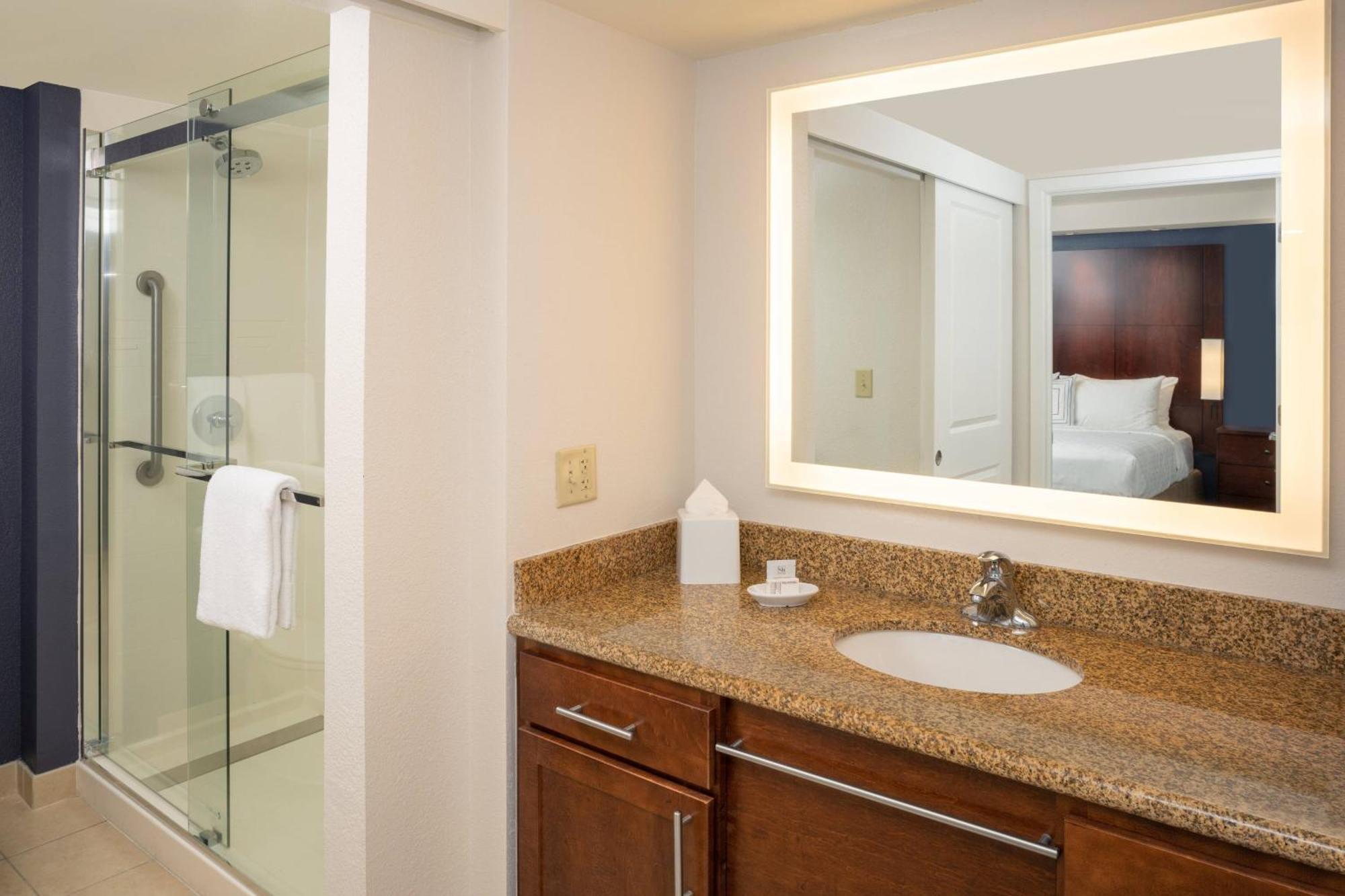 Residence Inn By Marriott Miami Airport Екстериор снимка